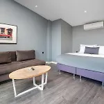Aparthotel Urban Quarters - Loft 4*