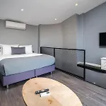 Urban Quarters - Loft 4*