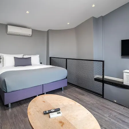 Urban Quarters - Loft 4*